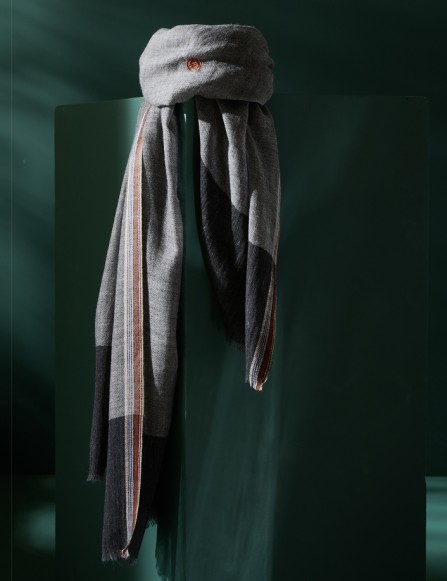 foulard homme gris laine