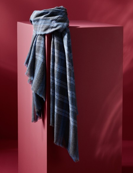 écharpe homme bleu grise à carreaux