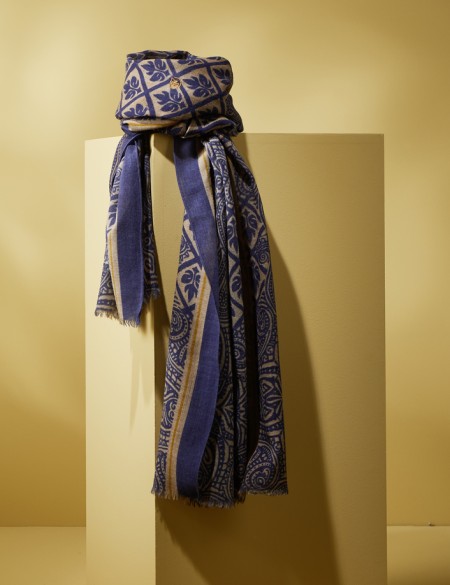 écharpe-laine-homme-bleu-indigo-BANGARAM-av08-Paris
