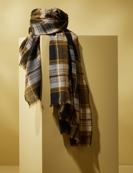 écharpe-tartan-camel-noir-laine-merinos-SENJA-av08-Paris