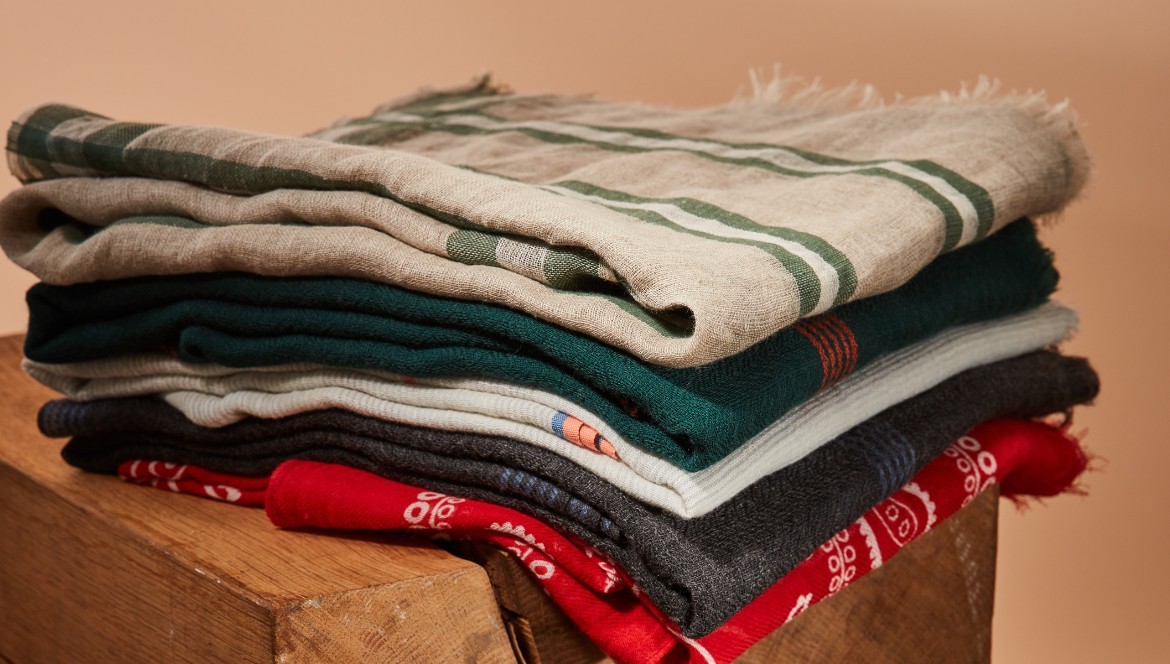 Chèches d’été vs chèches d’hiver : quelles différences ?